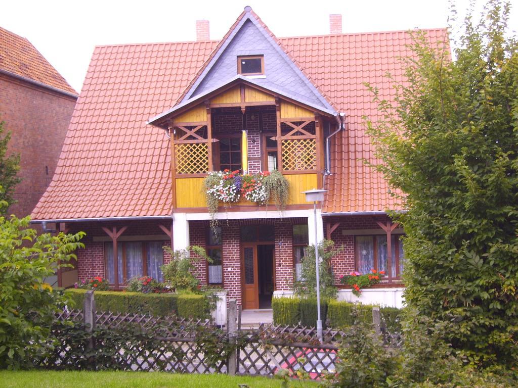 Ferienwohnung Froehlich 바트수데로드 외부 사진